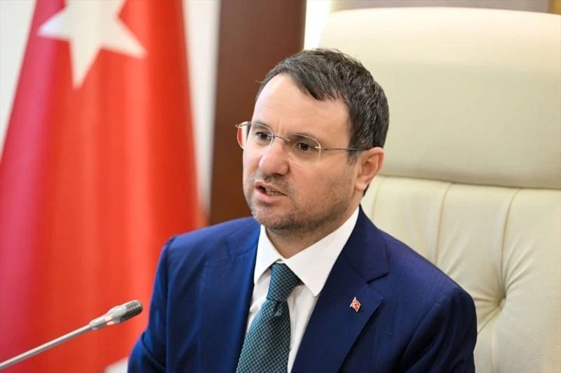 Türkiye, Yalova'daki komşu dehşetini konuşuyor! 14 aylık bebeği ve babasını sopayla darbetti! Bakan Gürlek duruma el koydu: Süreç titizlikle takip ediliyor! 1