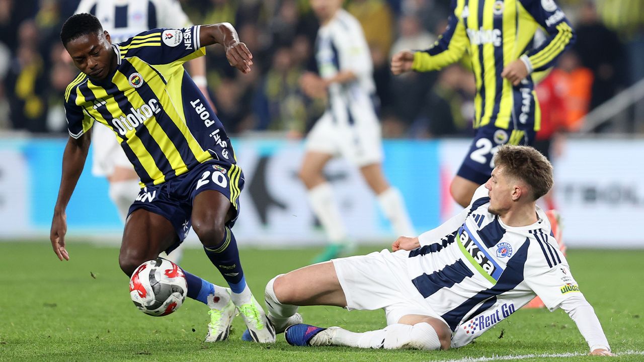 Ünlü yorumcudan kehanet: Fenerbahçe şampiyon olamaz 7