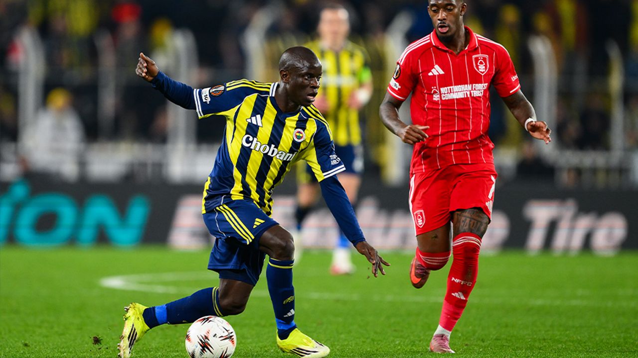 Kasımpaşa maçı sonrası N'Golo Kante'ye sert eleştiri 8
