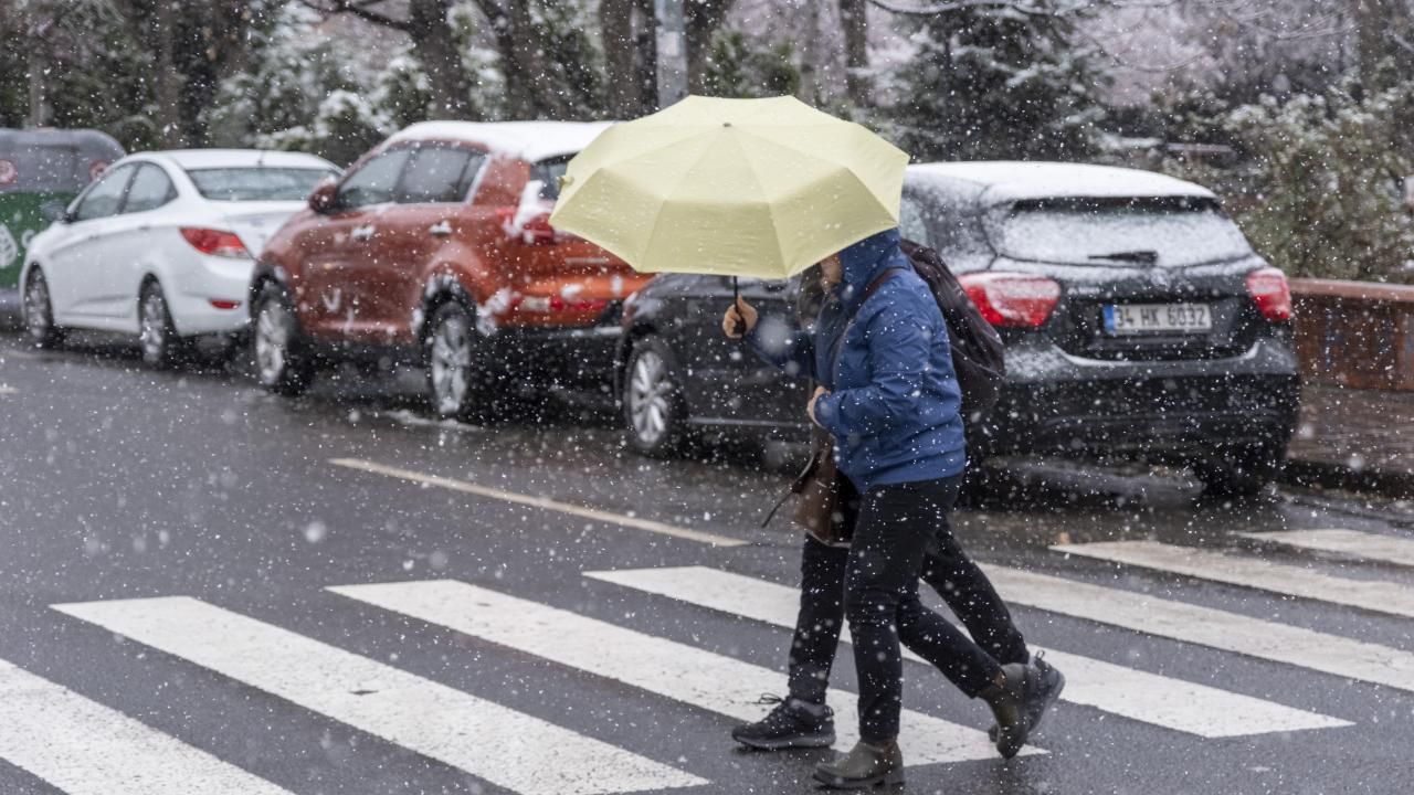 Meteoroloji’den yeni kar tahmini geldi: Birçok il beyaza bürünecek 31
