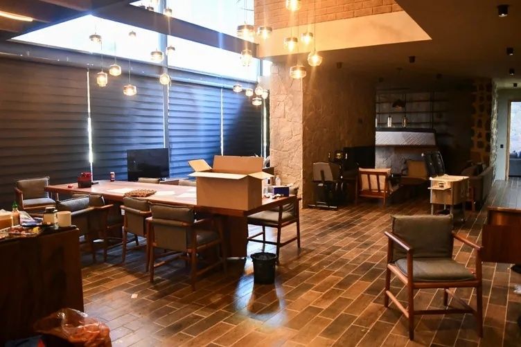 Baronun 'mütevazı' sığınağı! El Mencho'nun öldürüldüğü villadan şok görüntüler: Aziz heykelleri ve ilaç dolapları dikkat çekti 7