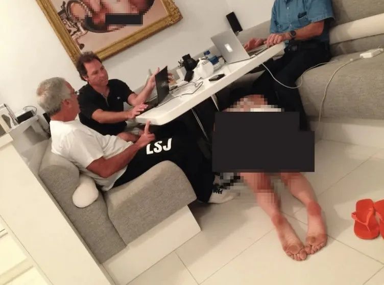 Lanetli daireden ilk kareler! Sapık milyarder Epstein'in Paris'teki 18 odalı 'zevk sarayı' kan dondurdu! Deri duvarlar ve av partisi detayı... 10