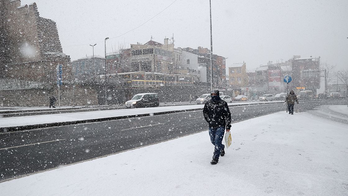 Meteoroloji uyardı: 28 Şubat Cumartesi 25 ile kar geliyor! İşte kar beklenen illerimiz... 1