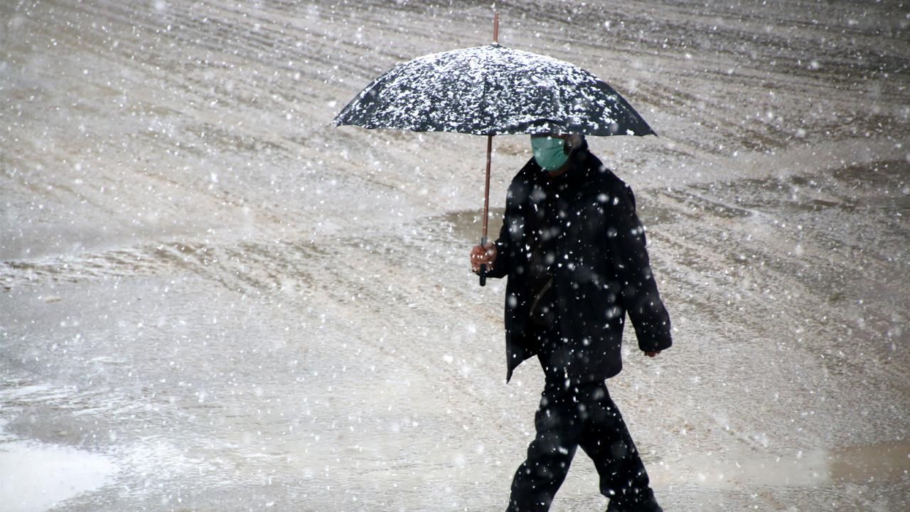 Meteoroloji uyardı: 28 Şubat Cumartesi 25 ile kar geliyor! İşte kar beklenen illerimiz... 16