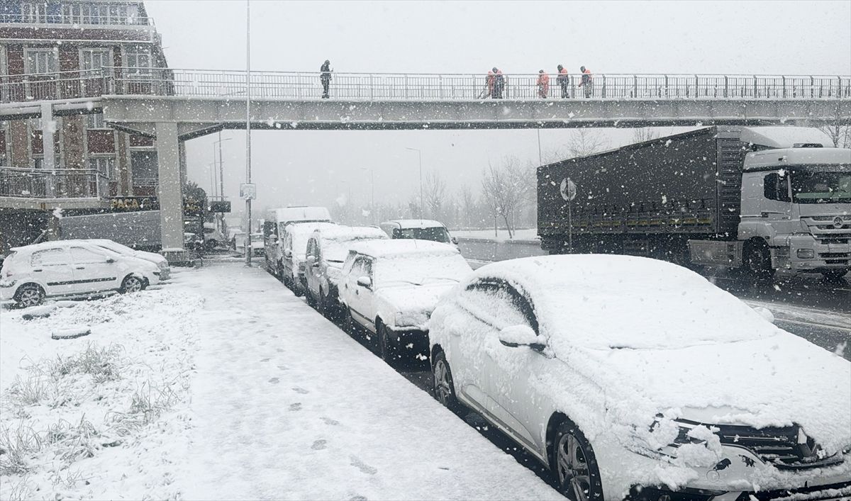 Meteoroloji uyardı: 28 Şubat Cumartesi 25 ile kar geliyor! İşte kar beklenen illerimiz... 18