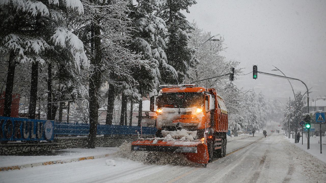 Meteoroloji uyardı: 28 Şubat Cumartesi 25 ile kar geliyor! İşte kar beklenen illerimiz... 9