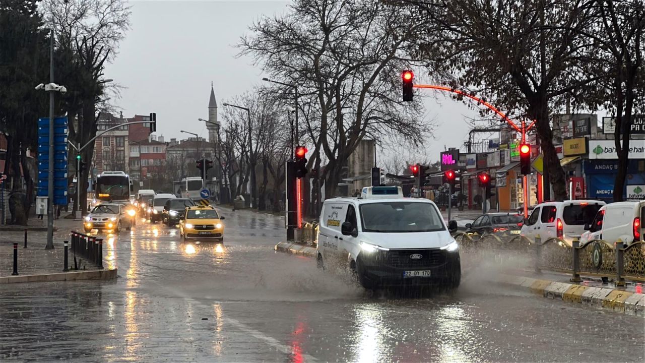 Meteoroloji yarını işaret etti: Marmara buz kesecek 6