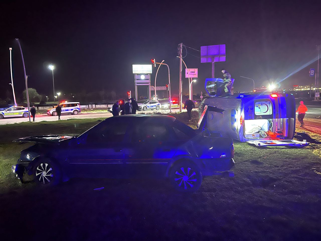 Manisa'da feci kaza! 5 yaralı 5