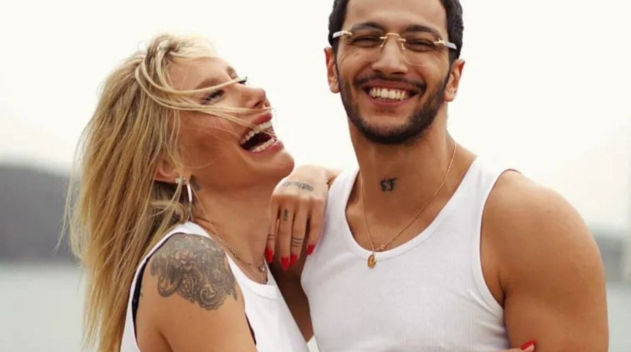 İREM DERİCİ NİŞAN ATTI! İrem Derici ve Melih Kunukçu ayrıldı... 1