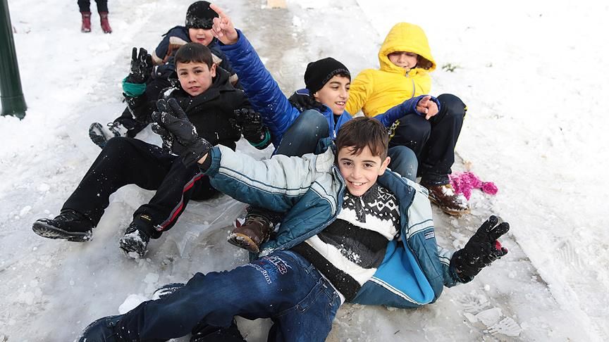 Valilikler peş peşe duyurdu! Yarın bu illerimizde okullar tatil 53