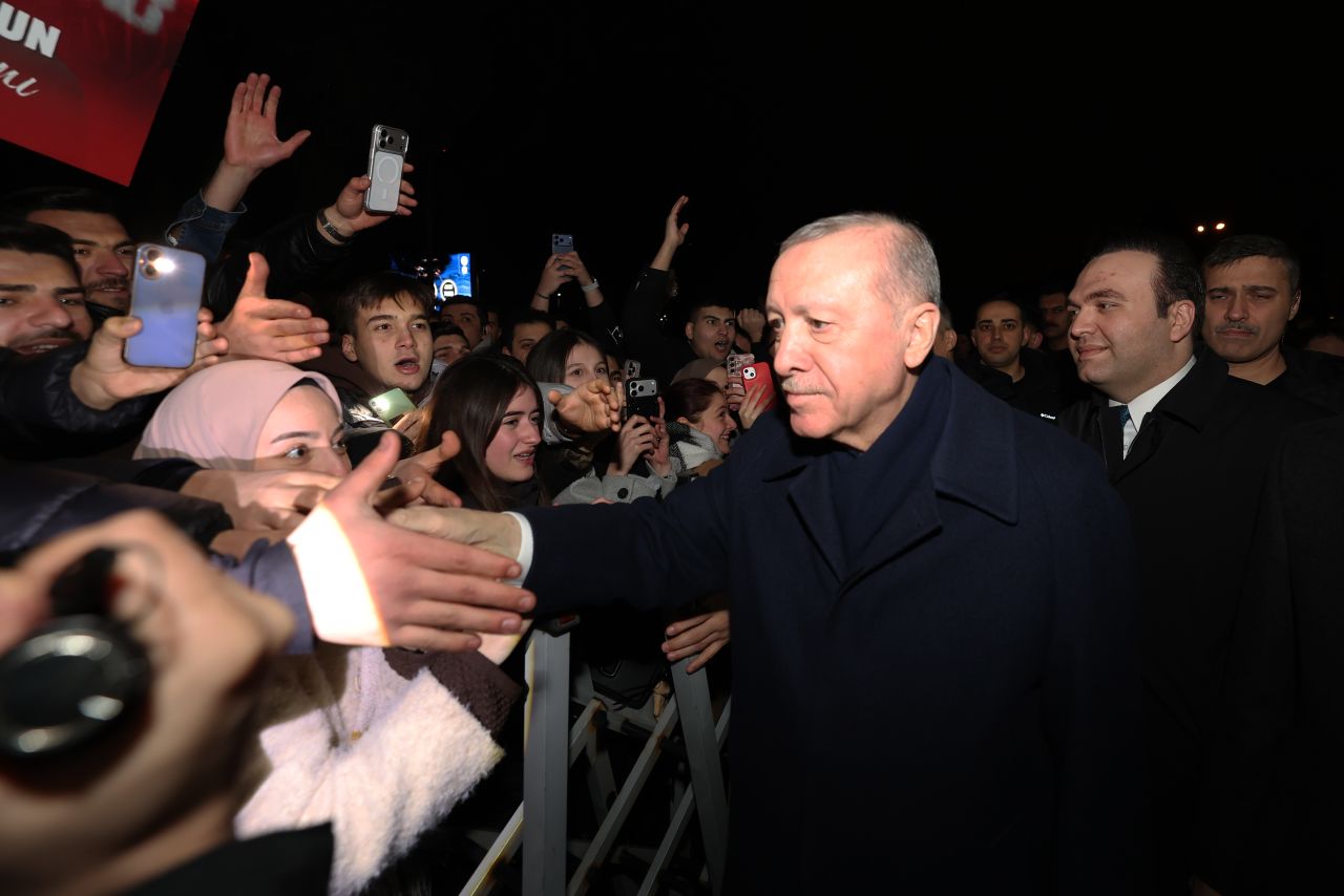 AK Parti Gençlik Kolları'ndan Cumhurbaşkanı Erdoğan'a doğum günü kutlaması 3