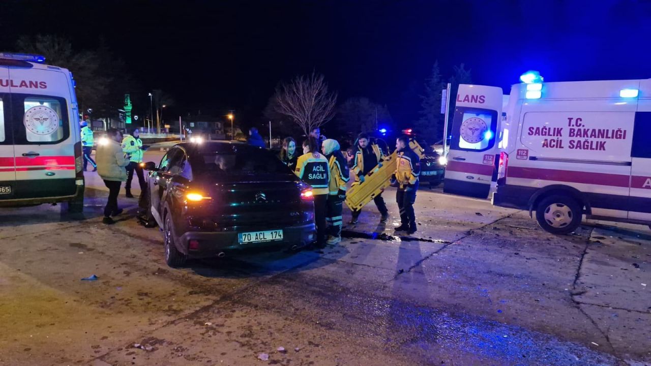 Ortalığı savaş alanına çevirdiler! Polisten kaçışın sonu kazayla bitti: 3 yaralı 6