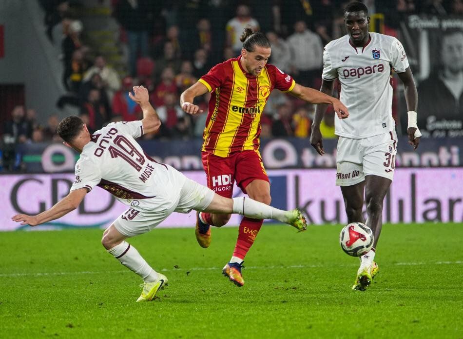 Galatasaray ile Fenerbahçe arasında yeni transfer savaşı! Okan Buruk ve Domenico Tedesco genç yıldız için karşı karşıya geldi 1