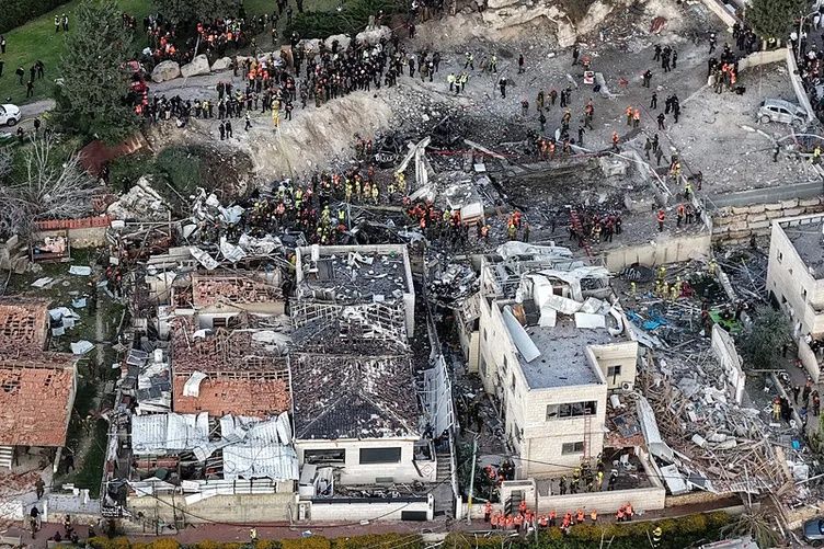 Körfez'de kıyamet! İsrail-ABD-İran savaşında uydu görüntüleri dehşetin boyutunu ortaya çıkardı: 36 saatte dokuz ülke vuruldu! 17