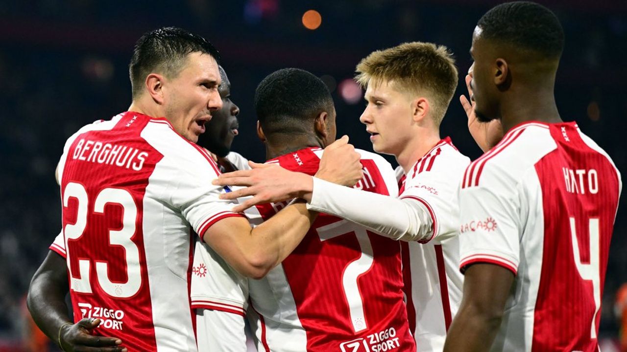 Galatasaray para basıyor! 99 milyon euroluk çılgın gelirle ezeli rakiplerine fark attı: Avrupa'nın en iyileri listesinde 3 Türk takımı var 23