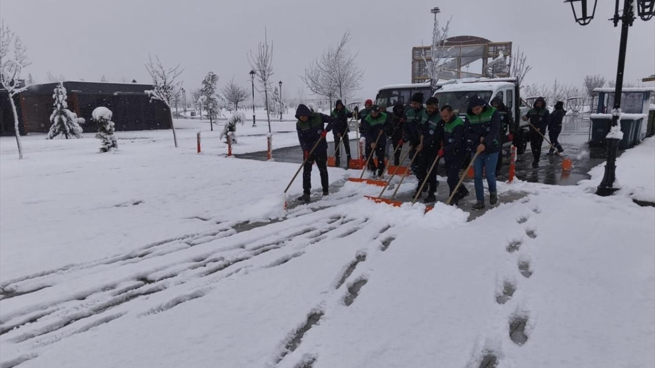 33 il için kar uyarısı geldi! Bu şehirlerde yaşayanlar dikkat 14