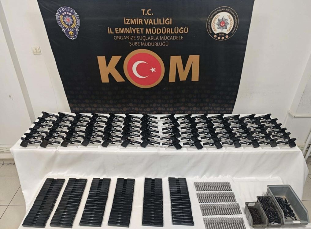 İzmir merkezli 3 ilde suç örgütüne operasyon: 7 tutuklama 4