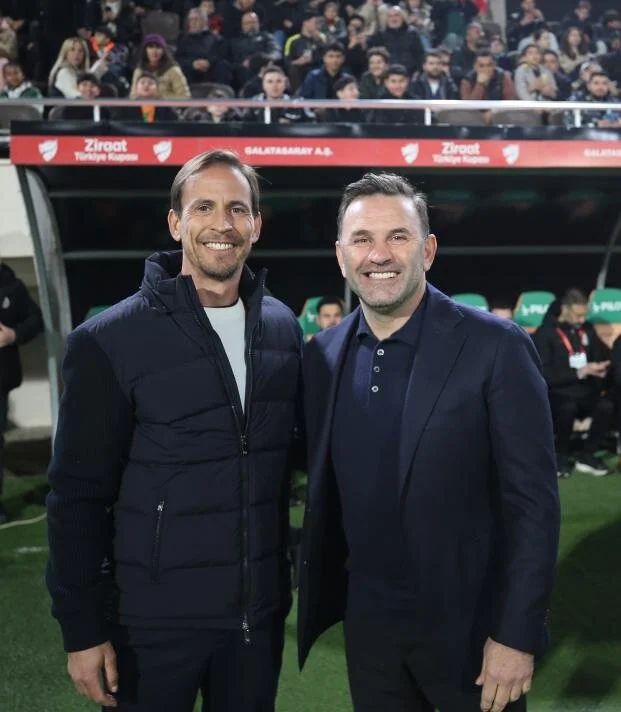 Okan Buruk'tan Beşiktaş ve F.Bahçe'ye mesaj 2