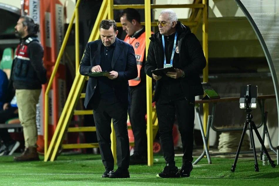 Okan Buruk'tan Beşiktaş ve F.Bahçe'ye mesaj 5