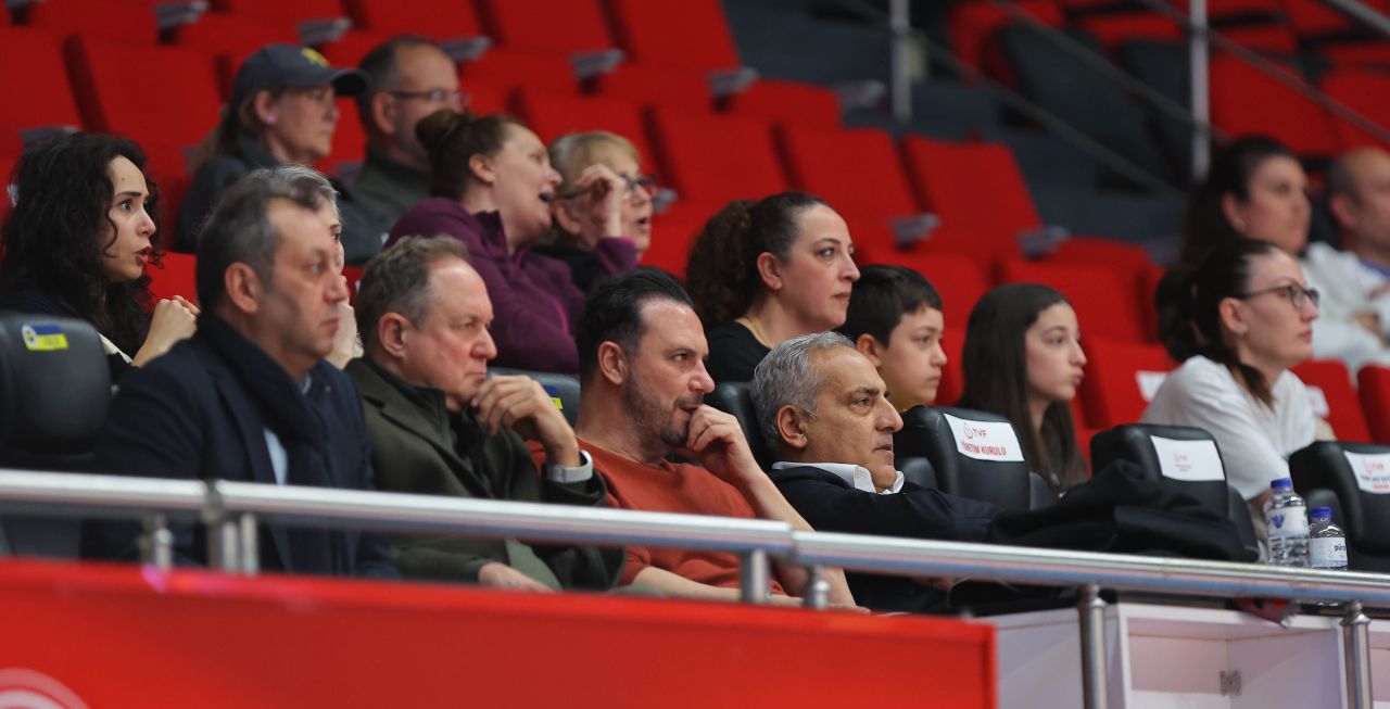 Fenerbahçe Medicana, AXA Sigorta Kupa Voley’de Dörtlü Final'de: Aras Kargo'ya set vermedi, rakip Eczacıbaşı Dynavit 4