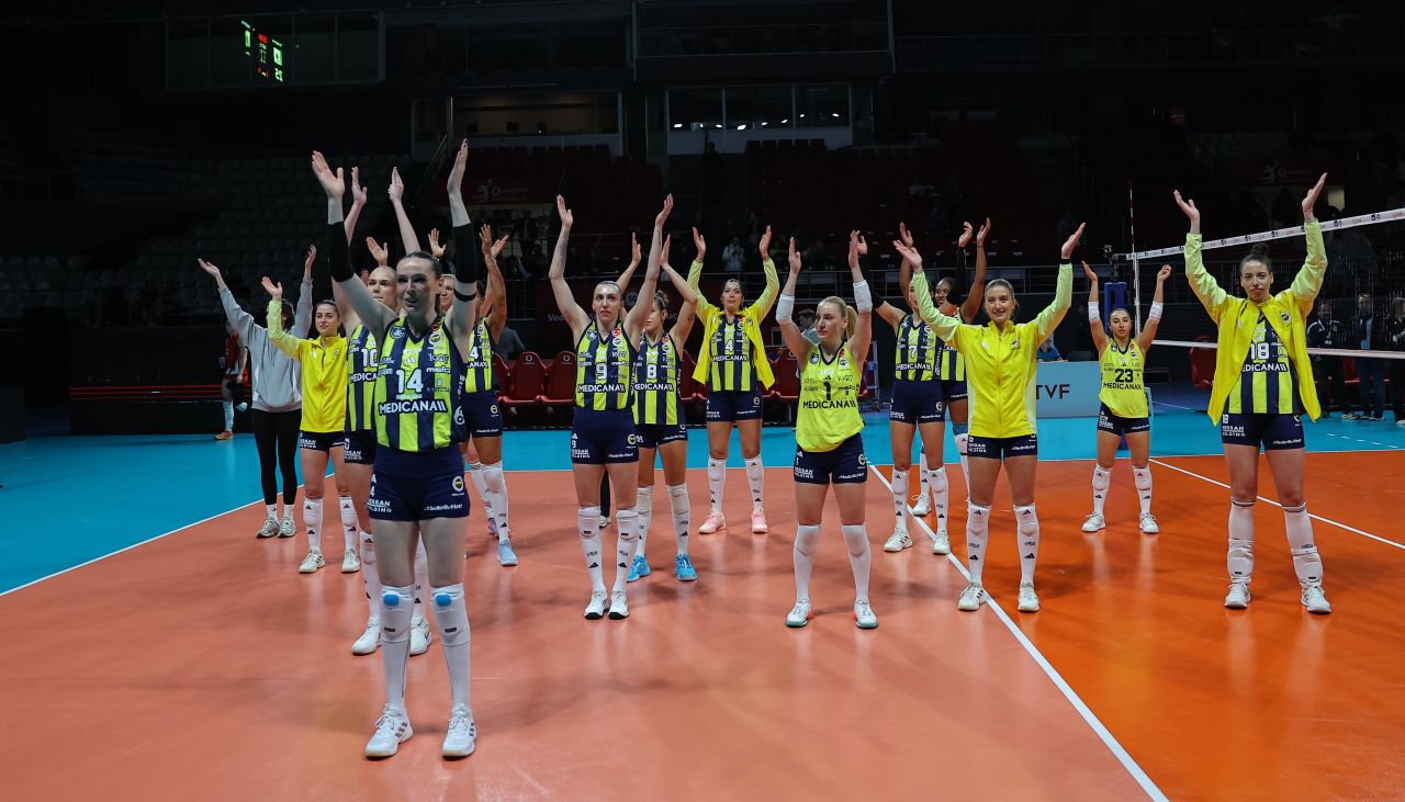 Fenerbahçe Medicana, AXA Sigorta Kupa Voley’de Dörtlü Final'de: Aras Kargo'ya set vermedi, rakip Eczacıbaşı Dynavit 3