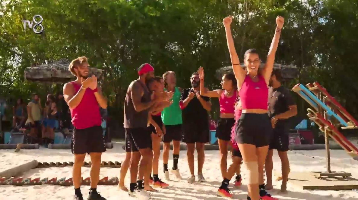 Survivor'da 3 Mart 2026 dokunulmazlığı hangi takım kazandı? 8