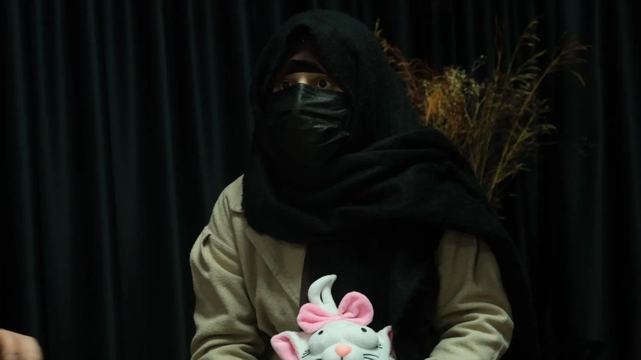 "İstismara uğradık" diyen anne Fatma Nur Çelik ve kızı Zeytinburnu sahilde ölü bulundu! Aile ve Sosyal Hizmetler Bakanlığı'ndan açıklama geldi 6