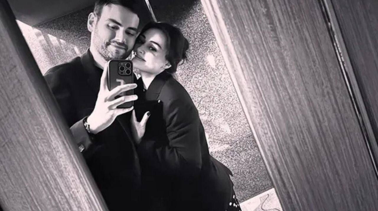 Esra Bilgiç ve Faruk Sabancı için net yanıt: "Evlenmiyoruz" 1