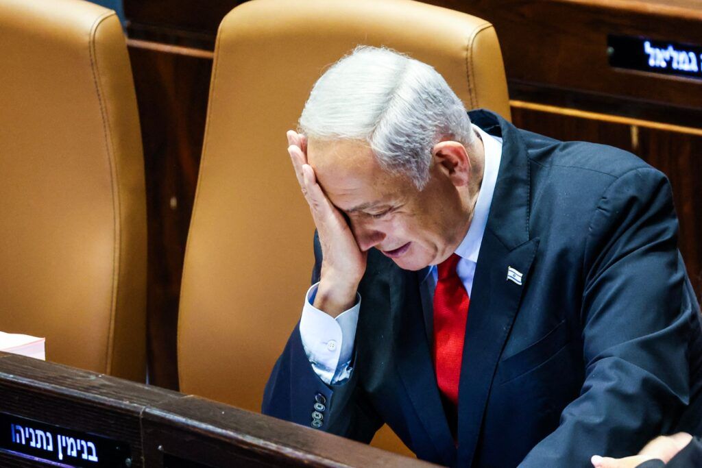 İsrail'de halk telaşta, Netanyahu zorda! Demir Kubbe çöktü, Tel Aviv yerle bir oldu: İşte yıkımın görüntüleri... 1