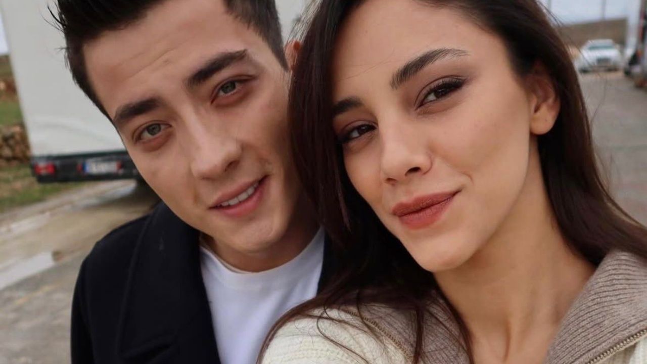 Dilin Döğer ve Atakan Özkaya sevgili mi? Uzak Şehir Kaya ve Zerrin'in aşkı gerçek oldu! "Aşığım..." 1