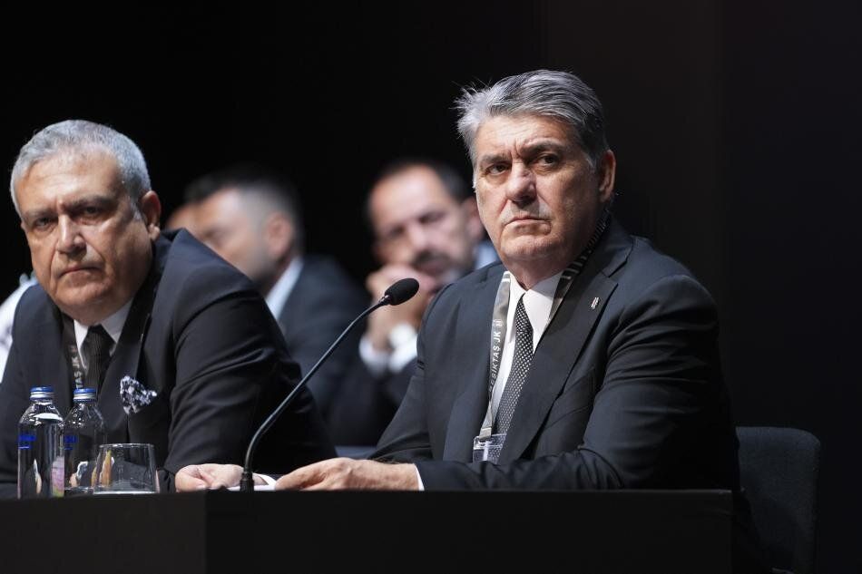 Galatasaray derbisi sonrası şok karar: Serdal Adalı'dan TFF'ye baskın! Hacıosmanoğlu'na hesap soracak 5