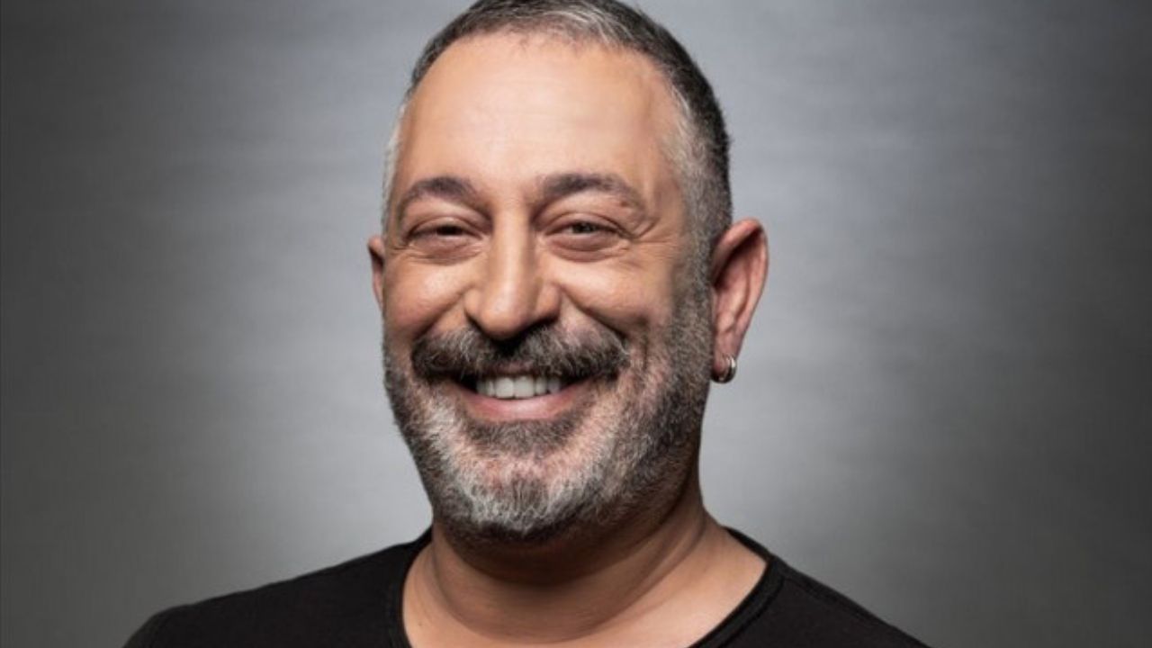 Cem Yılmaz'ın yeni sevgilisi! El ele görüntülendiler! Bakın kimmiş.... 2