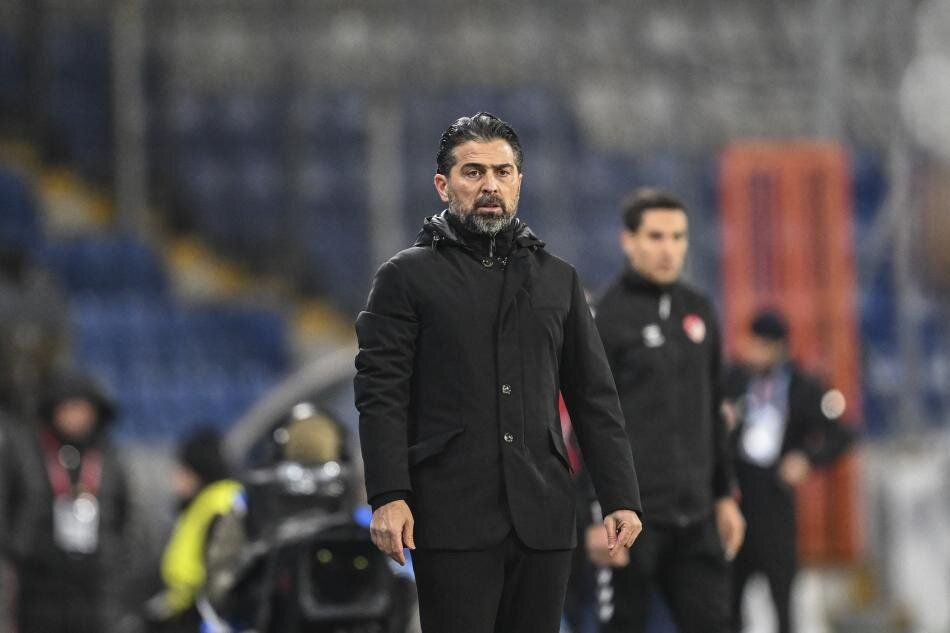 Kulüplerin isyanı karşılık buldu! TFF'den resmen itiraf geldi: "Hakemlerimiz 2 haftadır hata yapıyor!" MHK acil koduyla toplantıya çağırdı 11