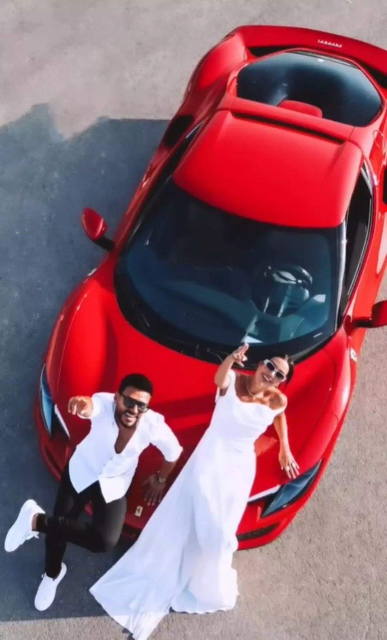 Dilan Polat ve Engin Polat'ın meşhur kırmızı Ferrari'si satışa çıktı: Fiyatı dudak uçuklattı 3
