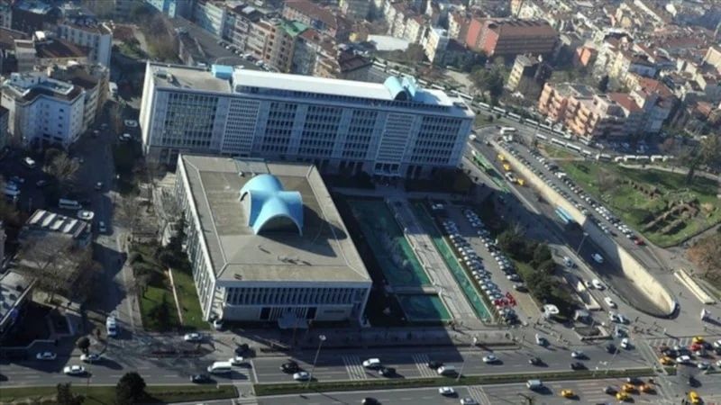 İBB DAVASI 4. GÜN SON DAKİKA: Ekrem İmamoğlu bariyerleri aştı, mahkemeyi karıştırdı! Akılamaz şov! Duruşma ertelendi... 12