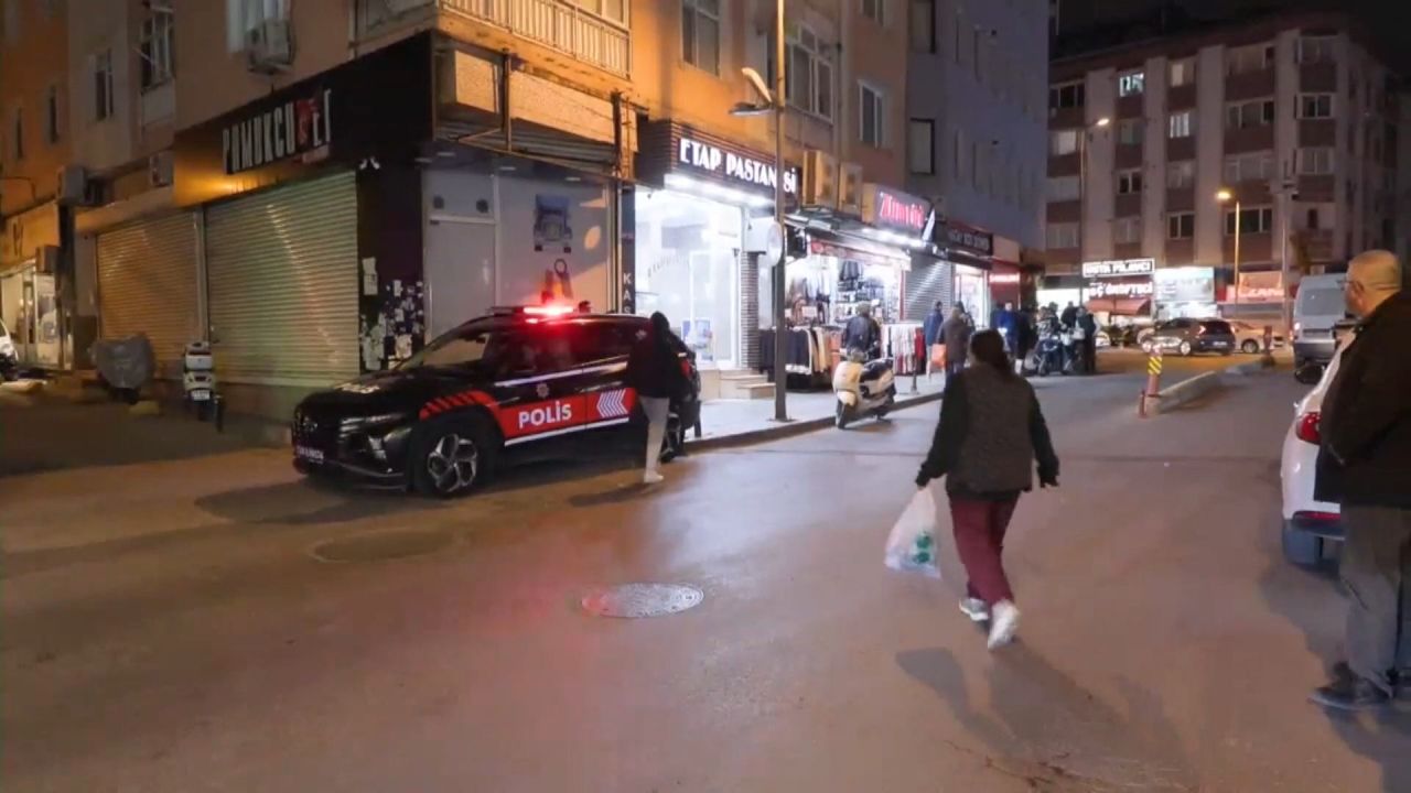 Şişli’de dönerciye silahlı saldırı: Pide kuyruğunda bekleyen kadın yaralandı 5