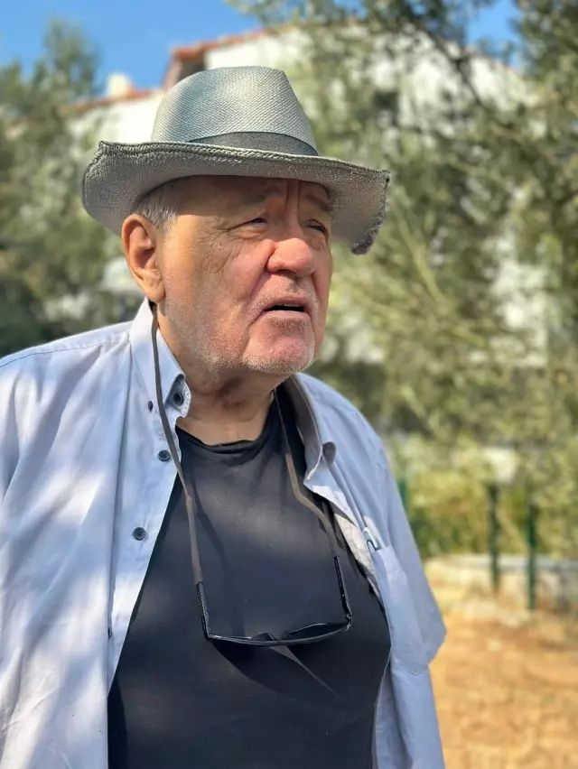İlber Ortaylı'nın ailesi, cenazeye geleceklere çağrı yaptı: Sakın göndermeyin... 5