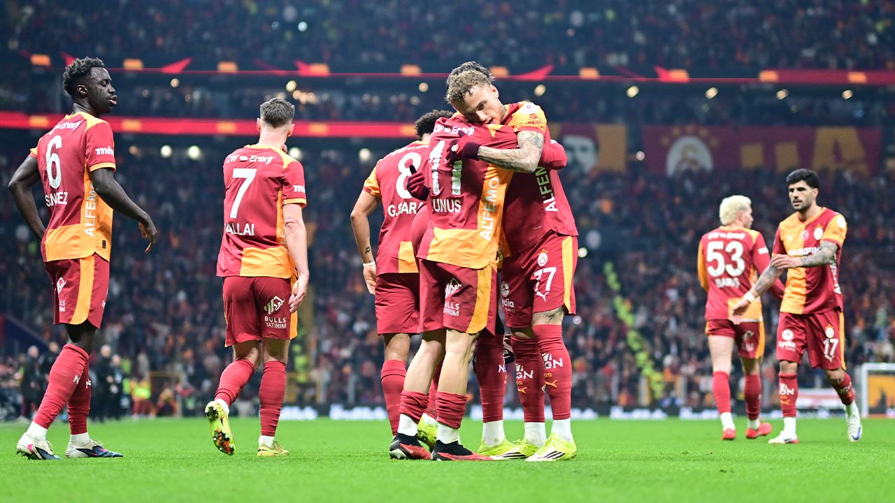 Beşiktaşlı yorumcudan ilginç sözler: Yapı sapı falan yok 10