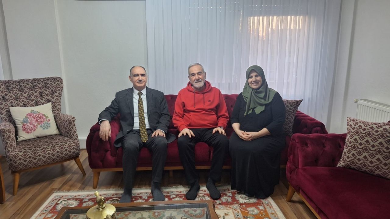 Manisa Valisi Vahdettin Özkan’dan şehit ve gazi ailelerine ziyaret 3