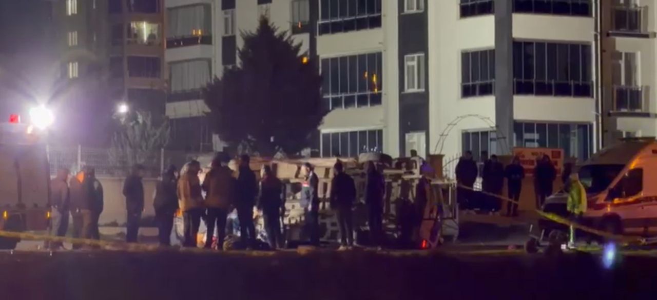Ankara'da trafik kazasında can pazarı! 2 ölü, 12 yaralı 5