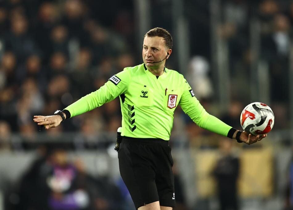 "Gençlerbirliği - Beşiktaş maçında çıkan kırmızı kart hatalı" Trio son noktayı koydu 1