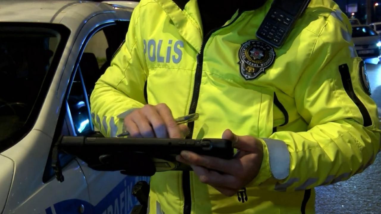 Bunları bilmeyen yandı! Bayramda yola çıkacaklar dikkat: Trafik cezaları cep yakacak 1