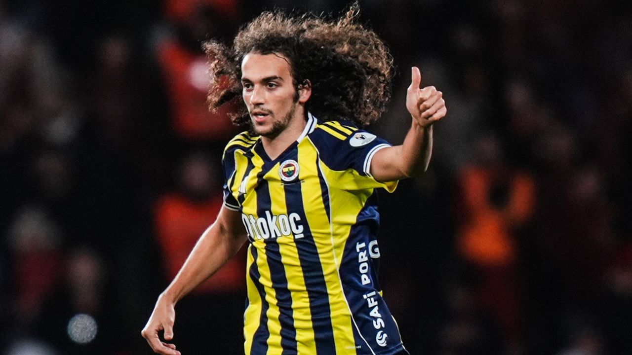 Fenerbahçe'de Beşiktaş maçı öncesi büyük tehlike! Domenico Tedesco kara kara düşünüyor: 6 futbolcu için tehlike çanları çalıyor 9