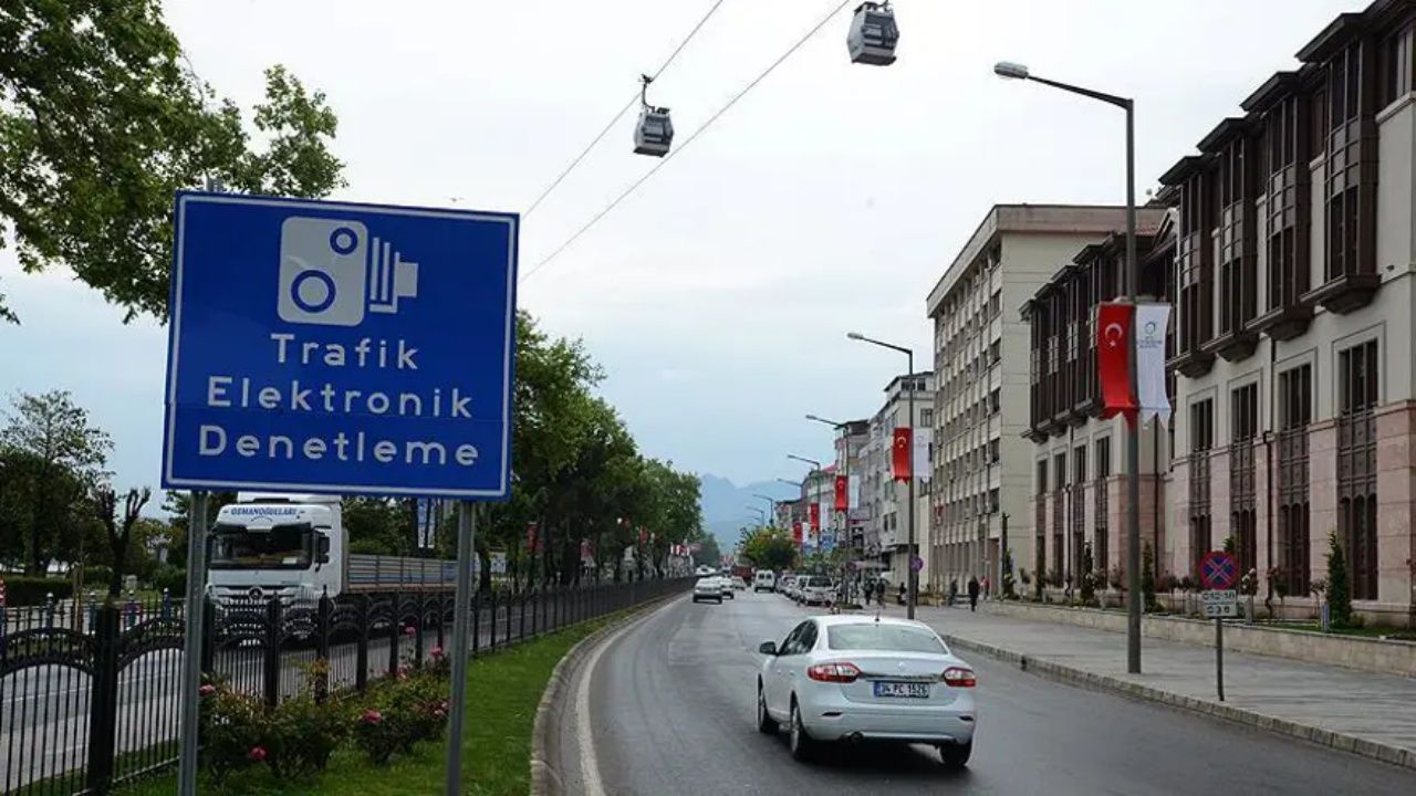 Bayramda yola çıkacaklar dikkat! Sabit radarların yerleri belli oldu: Yeni cezalar cep yakacak 3