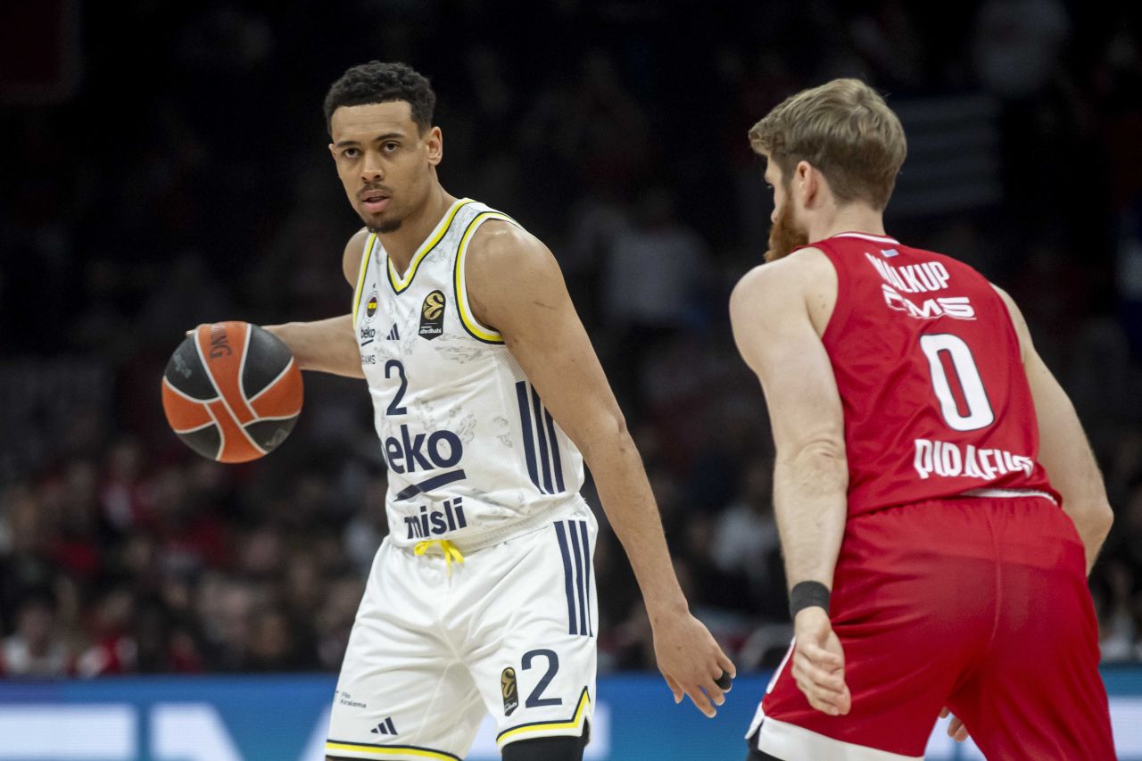 Fenerbahçe Beko Euroleague'de kan kaybediyor: Olympiakos'a 104-87 mağlup oldu, üst üste 2. maçında kayıp yaşadı 3