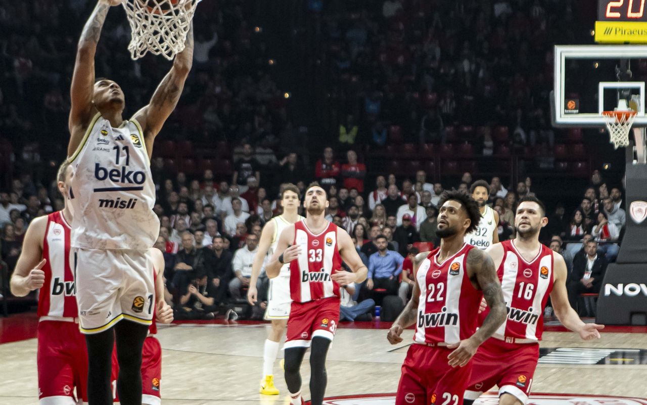 Fenerbahçe Beko Euroleague'de kan kaybediyor: Olympiakos'a 104-87 mağlup oldu, üst üste 2. maçında kayıp yaşadı 5