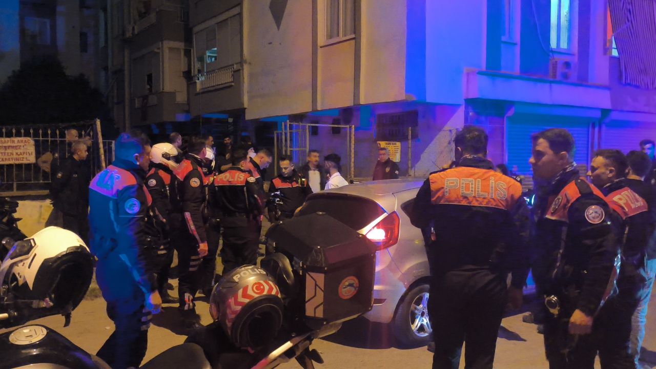 Komşuların tartışması silahlı kavgaya dönüştü: 2 yaralı 7