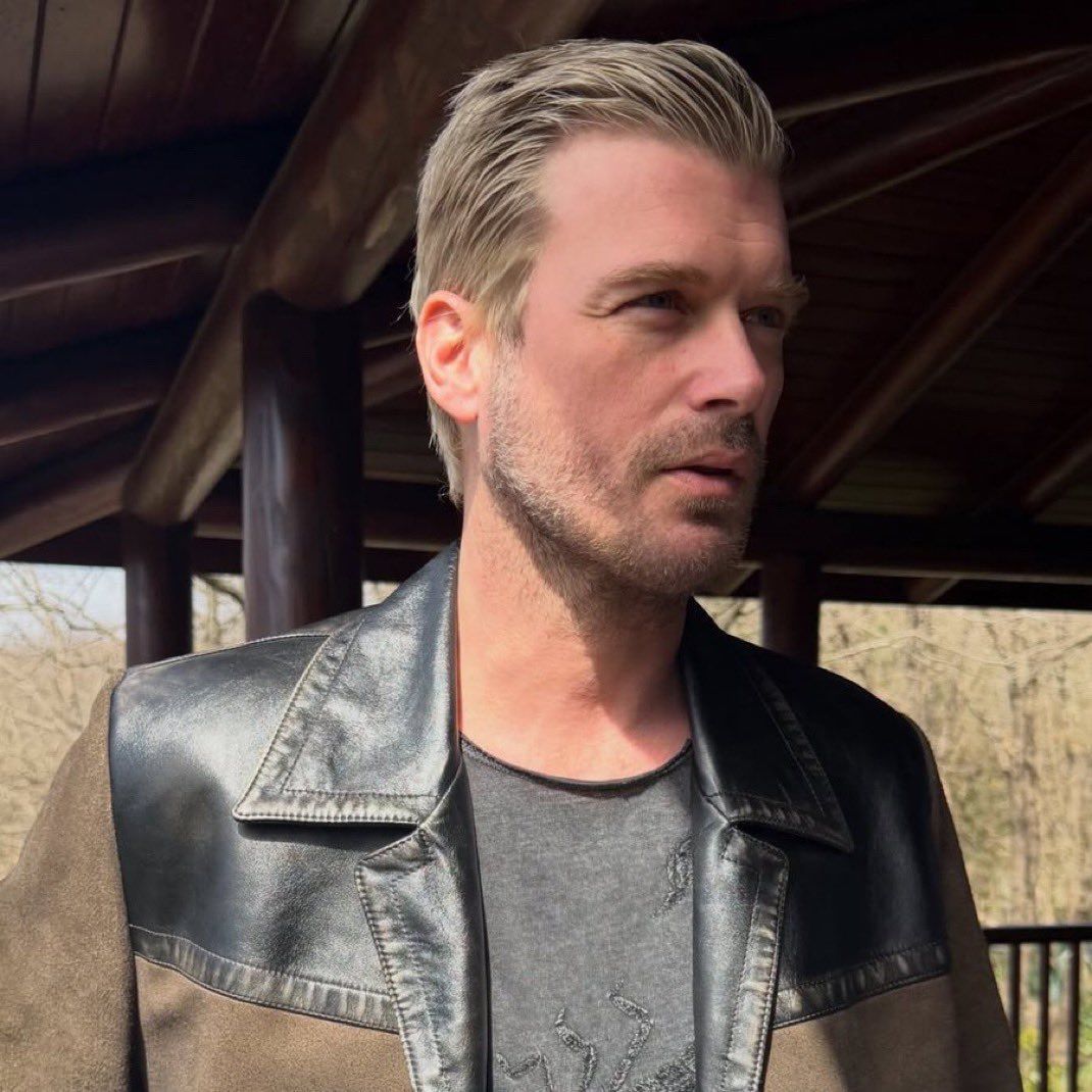 Kıvanç Tatlıtuğ'a partner şoku! Önce Pınar Deniz sonra Burcu Biricik reddetti 1