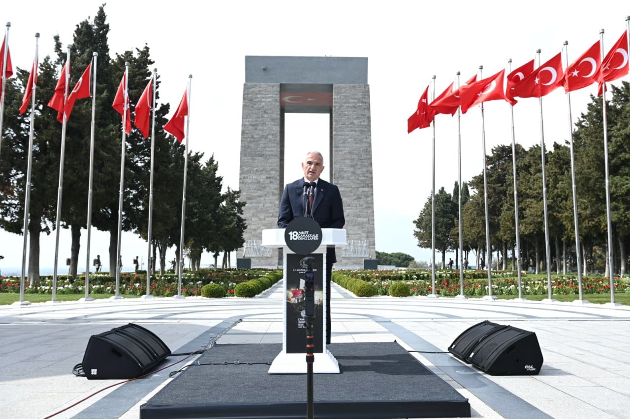 Çanakkale Destanı 111 yıl sonra aynı ruhla anıldı! Bakan Ersoy: “Güçlünün değil haklının galip geleceğini buradan bir kez daha ilan ediyoruz” 7