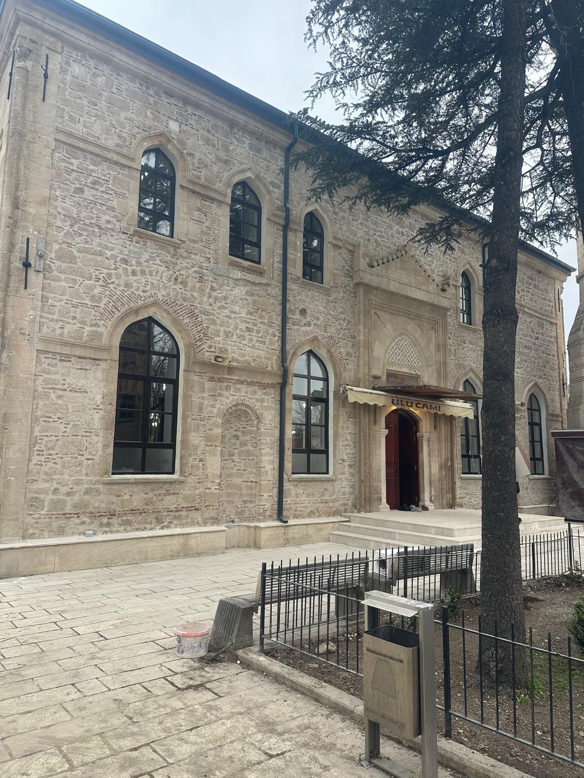 Asırlık emanetler cemaatiyle buluşuyor: 3 tarihi cami yeniden ibadete açılıyor! Bakan Ersoy: Asırların mirasını yeniden ayağa kaldırıyoruz! 5